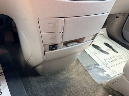 Used 2015 Honda Odyssey LX image 41