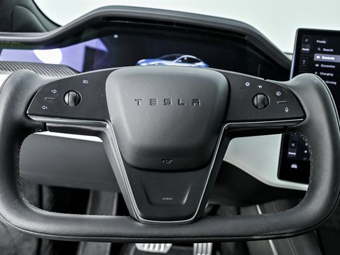 Used 2026 Tesla Model S Plaid AWD/4WD image 22