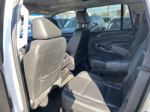 Used 2018 GMC Yukon SLT w/ Premium Edition image 16