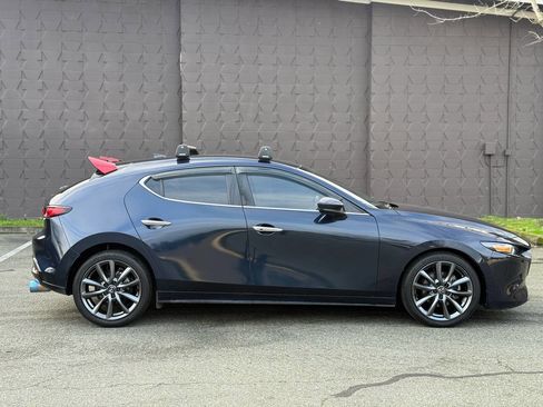 Used 2019 MAZDA MAZDA3 AWD Hatchback w/ Preferred Pkg image 5