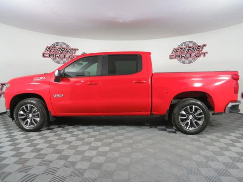 Used 2022 Chevrolet Silverado 1500 LT w/ Texas Edition Plus AWD/4WD image 4