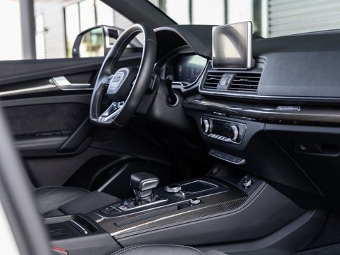 Used 2020 Audi SQ5 Premium Plus image 45