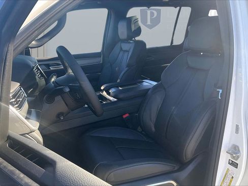 New 2026 Jeep Grand Wagoneer Limited AWD/4WD image 22