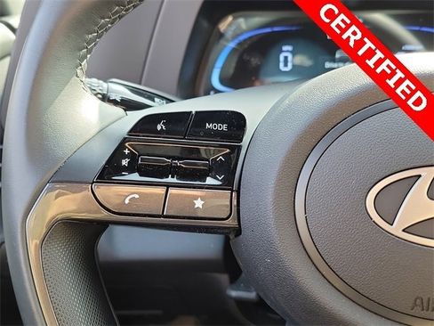 Certified 2025 Hyundai Elantra Sport image 5