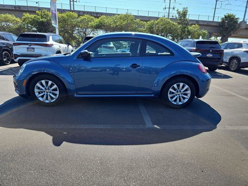 Used 2017 Volkswagen Beetle 1.8T S image 8