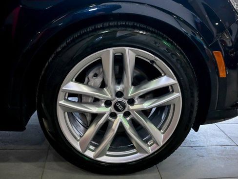 Used 2017 Audi Q7 3.0T Prestige image 49