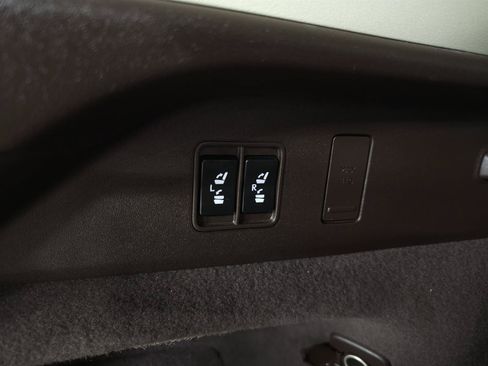 Used 2018 Lexus RX 350L AWD w/ Premium Package image 8