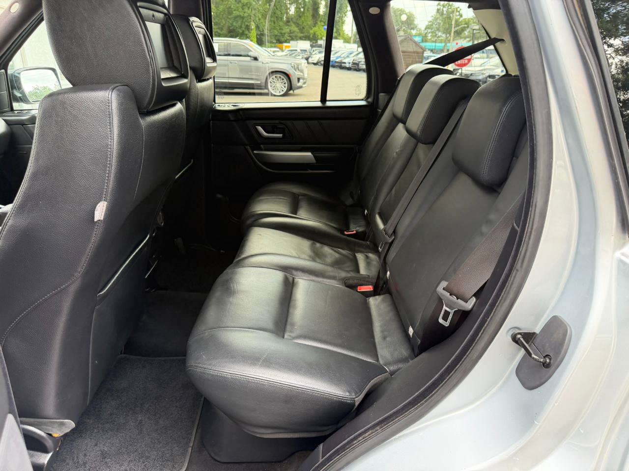 Used 2009 Land Rover Range Rover Sport HSE AWD/4WD image 36