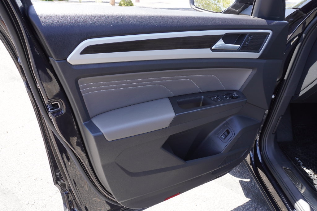 Used 2023 Volkswagen Atlas SE FWD image 15