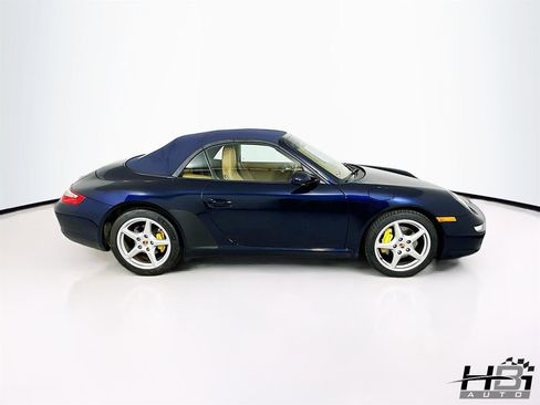Used 2006 Porsche 911 Carrera RWD image 5