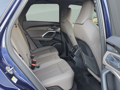 Certified 2025 Audi Q5 Premium AWD/4WD image 30