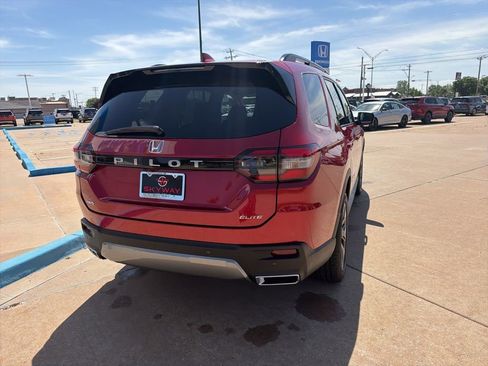 New 2026 Honda Pilot Elite image 9