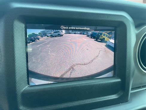 Used 2020 Jeep Wrangler Sport S image 22