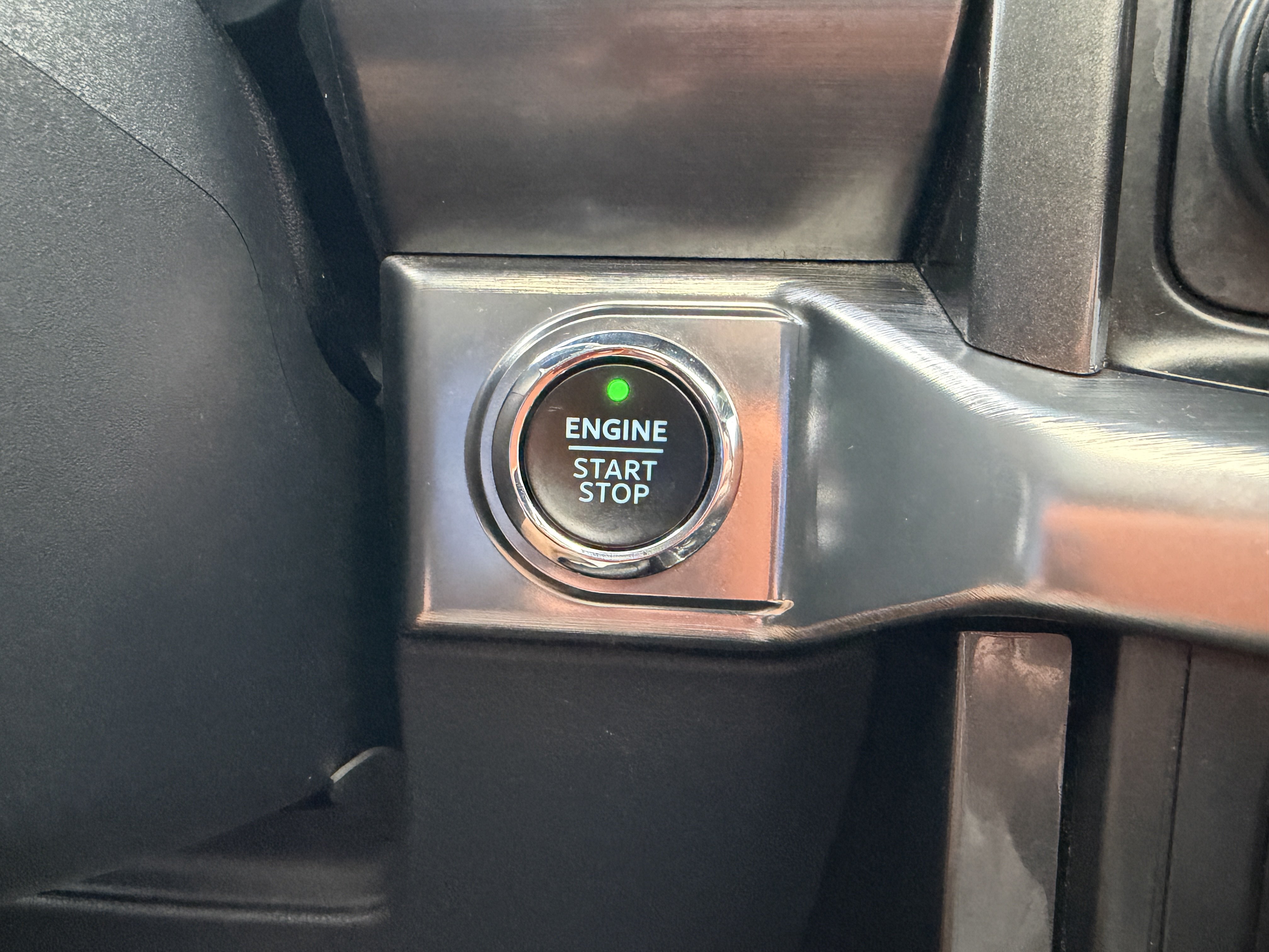 Used 2022 Ford F150 Lariat w/ Equipment Group 502A High AWD/4WD image 19