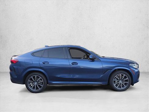 Used 2023 BMW X6 xDrive40i w/ Executive Package AWD/4WD image 4