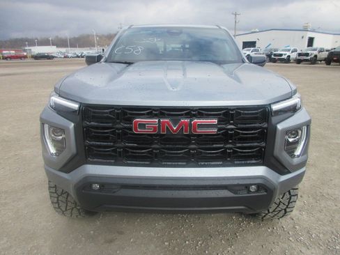New 2026 GMC Canyon Elevation w/ Convenience Package image 11