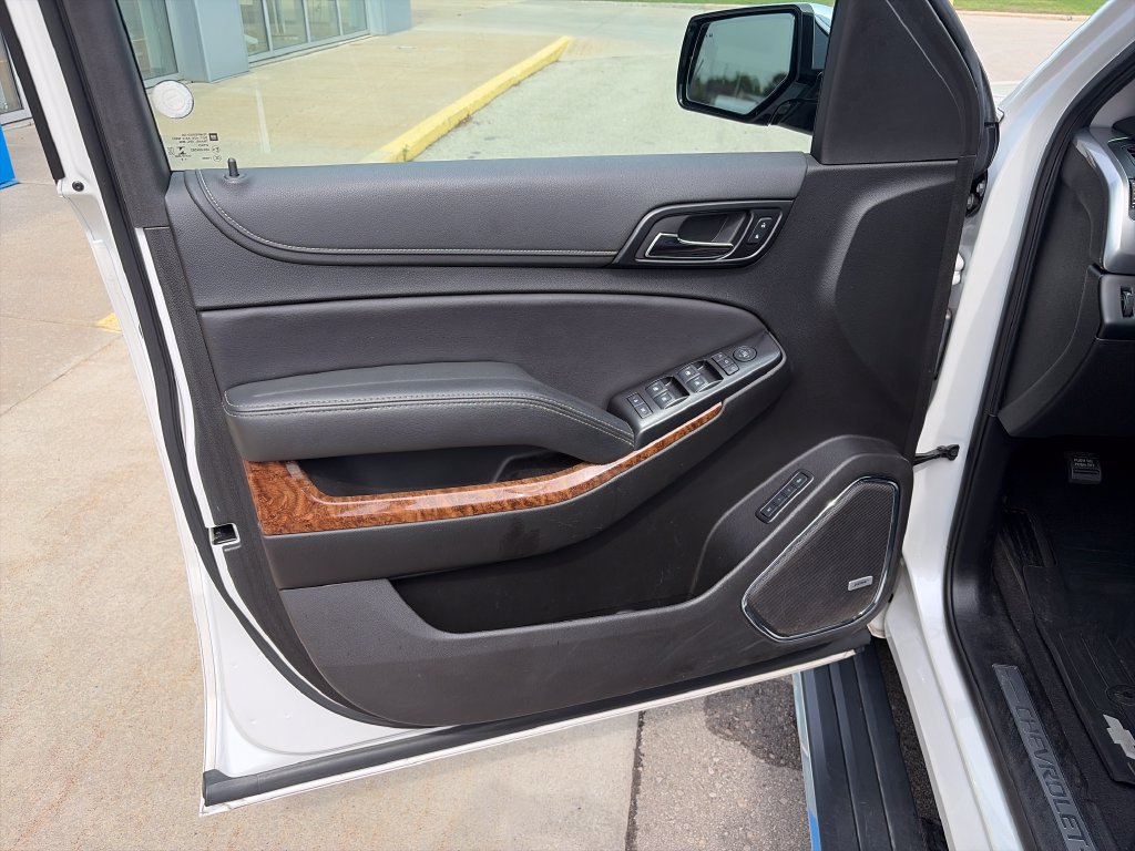 Used 2020 Chevrolet Tahoe Premier w/ Premier Plus Edition AWD/4WD image 10