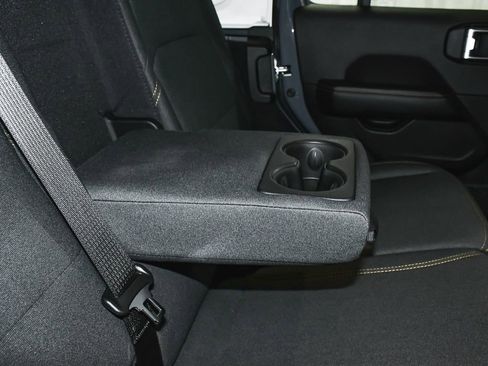 Used 2024 Jeep Wrangler Unlimited Sahara AWD/4WD image 42