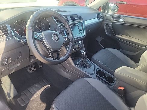 Used 2021 Volkswagen Tiguan S image 6