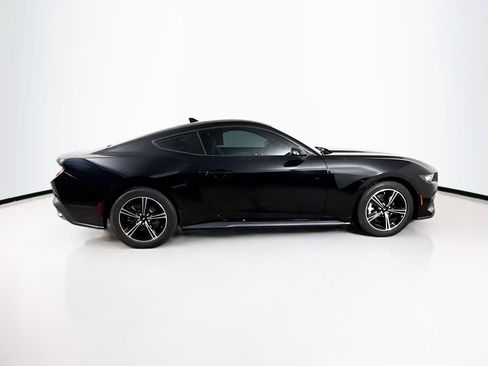 Used 2024 Ford Mustang Coupe RWD image 2