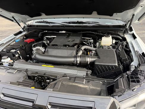 New 2026 Nissan Frontier SV w/ SV Convenience Package image 16