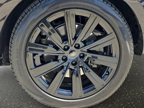 Certified 2024 Land Rover Range Rover Long Wheelbase Autobiography AWD/4WD image 39