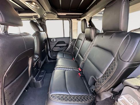 Used 2023 Jeep Wrangler Unlimited Sahara AWD/4WD image 25