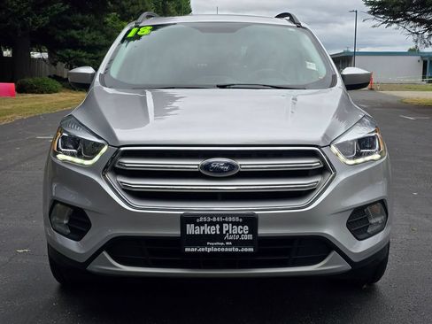 Used 2018 Ford Escape SEL AWD/4WD image 9