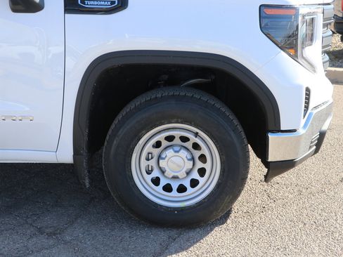 New 2026 GMC Sierra 1500 Pro w/ Trailering Package image 9