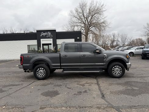 Used 2020 Ford F250 Lariat w/ Lariat Value Package image 3