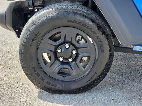 Used 2024 Jeep Wrangler Sport AWD/4WD image 10