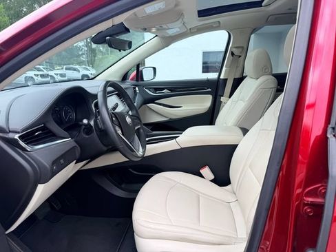 Used 2023 Buick Enclave Essence w/ Experience Buick Package FWD image 12