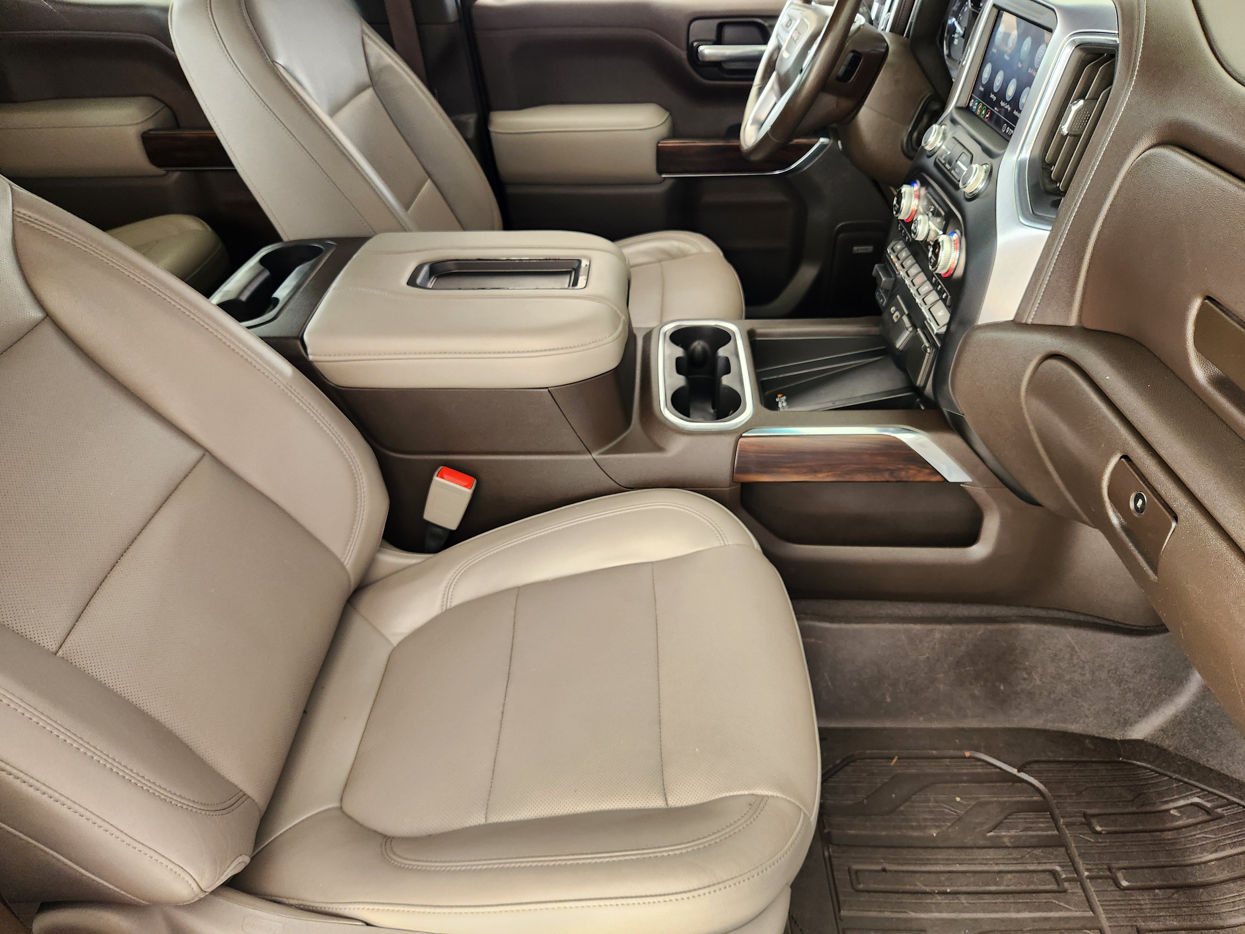 Used 2020 GMC Sierra 1500 SLT RWD image 14