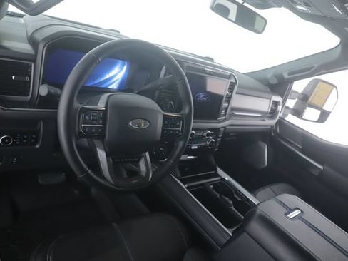 Used 2025 Ford F250 Platinum w/ FX4 Off-Road Package AWD/4WD image 18