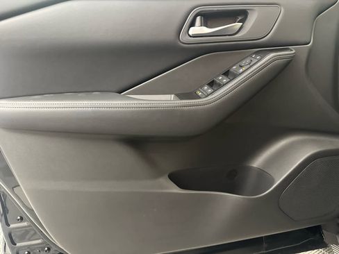 New 2026 Nissan Rogue SV image 14