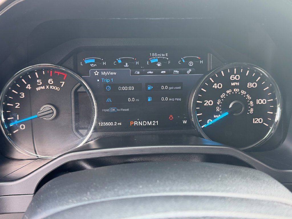 Used 2015 Ford F150 Lariat AWD/4WD image 21