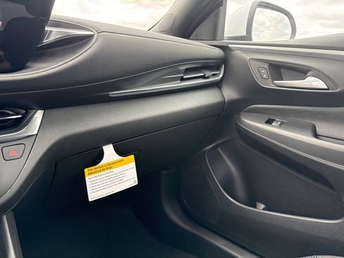 New 2026 Buick Envista Preferred FWD image 24