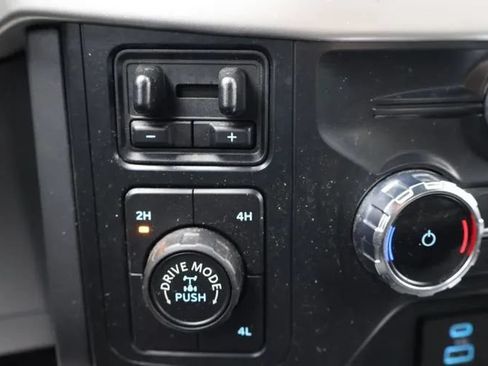 Used 2022 Ford F150 XLT w/ Equipment Group 302A High AWD/4WD image 34