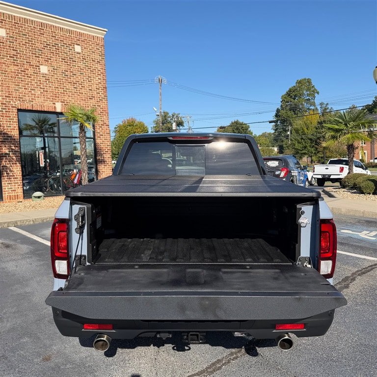 Used 2024 Honda Ridgeline Black Edition image 6