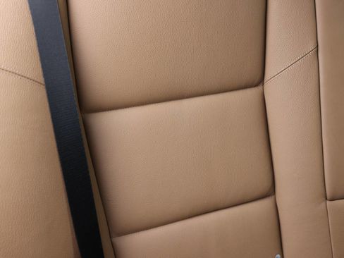 Used 2006 BMW M5 image 97