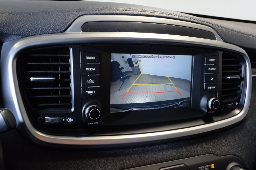 Used 2020 Kia Sorento LX w/ LX I4 Convenience Package AWD/4WD image 24