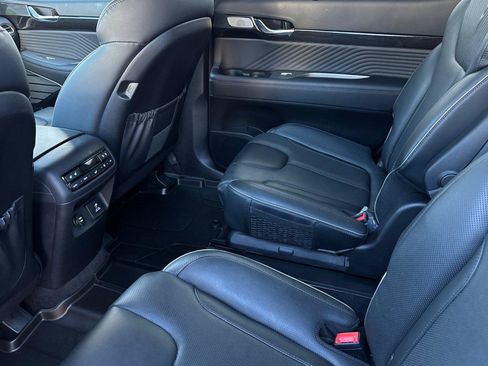 Used 2025 Hyundai Palisade Calligraphy image 14