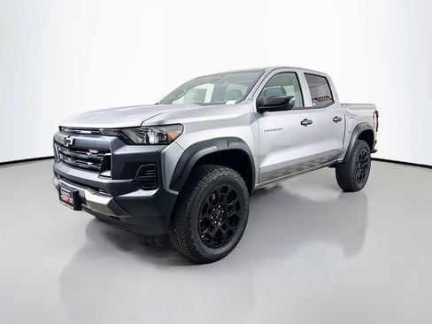 New 2026 Chevrolet Colorado Trail Boss AWD/4WD image 3