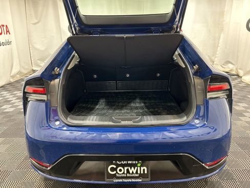 Used 2025 Toyota Prius Limited image 17