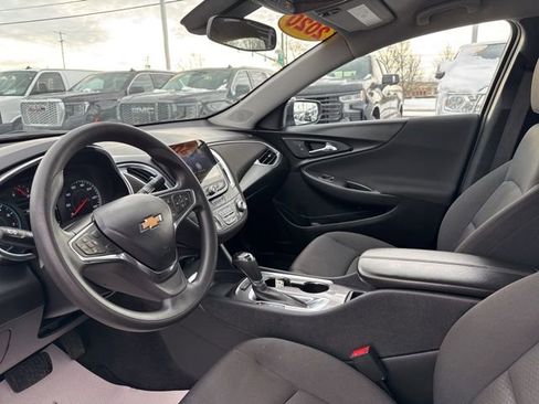Used 2020 Chevrolet Malibu LT image 10