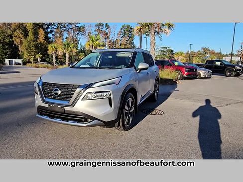 Used 2021 Nissan Rogue Platinum image 21