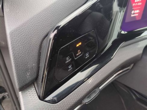 Used 2024 Volkswagen GTI S image 34