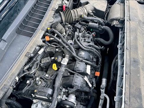 Used 2022 Ford Edge SEL image 33