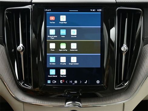 Used 2023 Volvo XC60 B5 Ultimate w/ Climate Package image 20