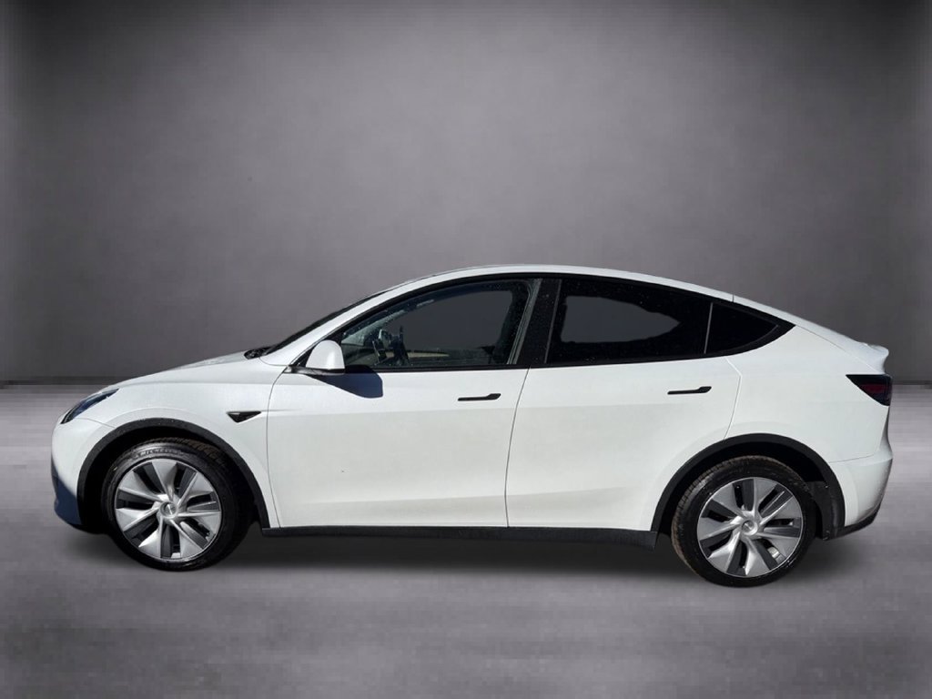 Used 2023 Tesla Model Y Long Range AWD/4WD image 8